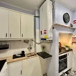 Mc Newly Renovated Apartment! Romantic In Trendy Principe Real - Downtown شقة *