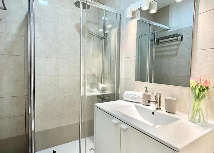 Mc Newly Renovated Apartment! Romantic In Trendy Principe Real - Downtown Appartamento Lisbona