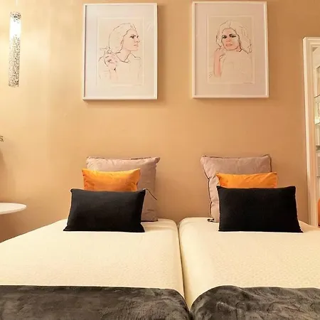 Apartment Mc Warm Romantic 3br2ba @ Trendy Principe Real *