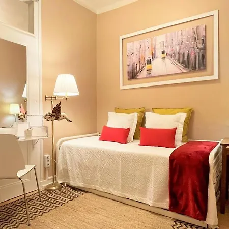 Mc Warm Romantic 3br2ba @ Trendy Principe Real *