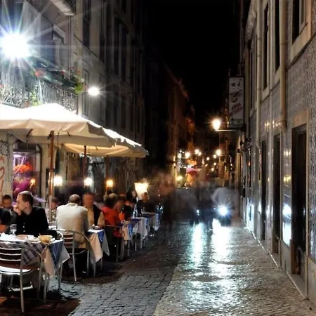 Mc Warm Romantic 3br2ba @ Trendy Principe Real * Lisbon