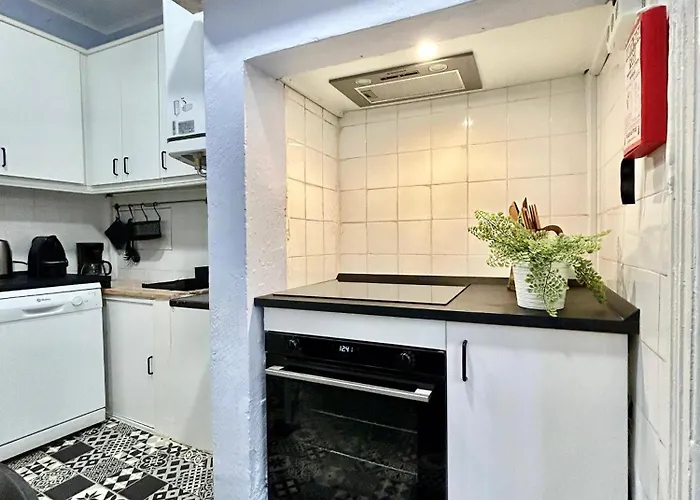 Mc Newly Renovated Apartment! Romantic In Trendy Principe Real - Downtown * Lisbon