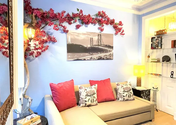 Mc Newly Renovated Apartment! Romantic In Trendy Principe Real - Downtown